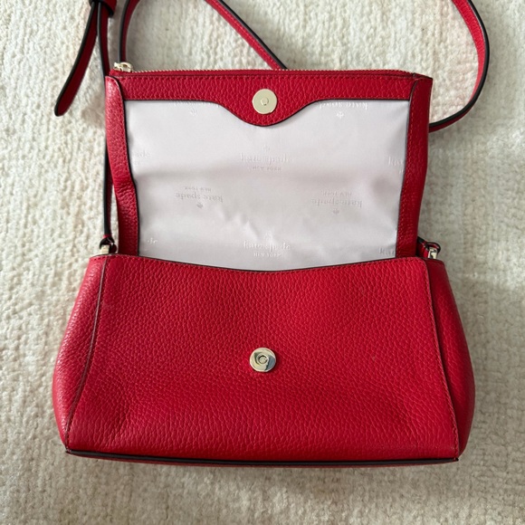 Kate Spade Red Leila Pebbled Leather Crossbody Bag - Picture 5 of 7